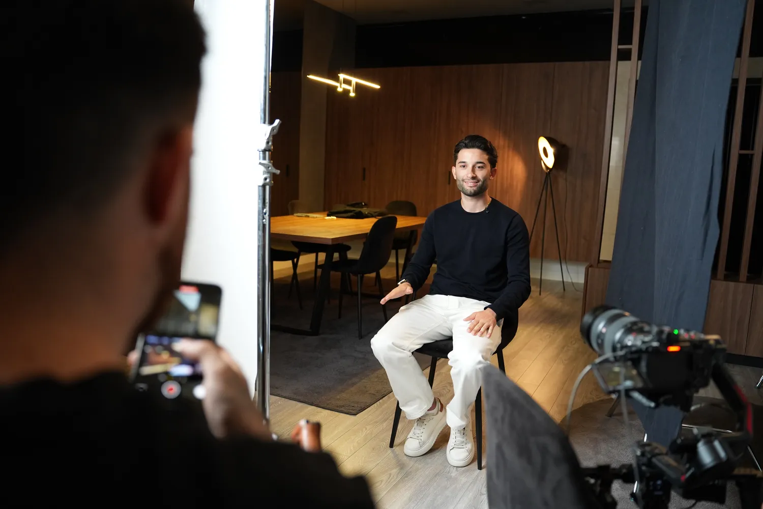 SIGNA, bastidores